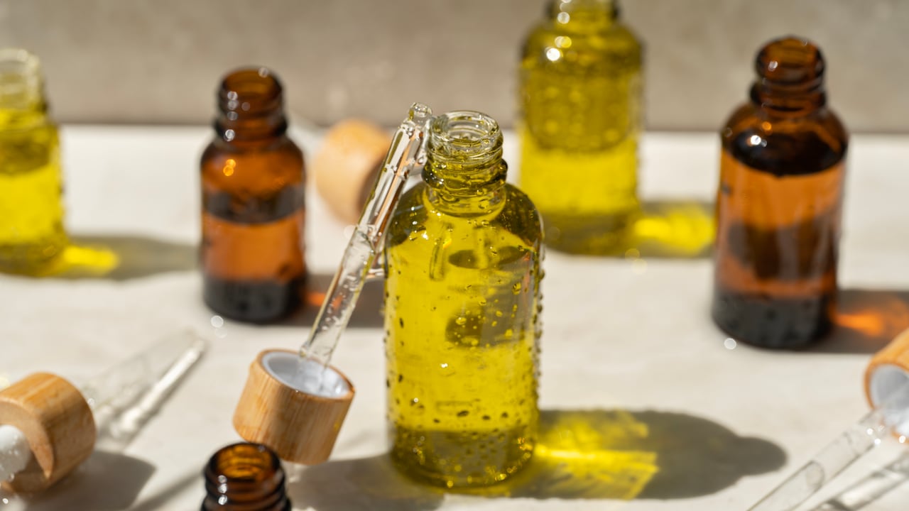 Los acei8tes esenciales son una gran alternativa para poder acabar con estos pequeños animales.