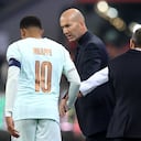 Mbappé y Zidane en el partido contra Turquía
