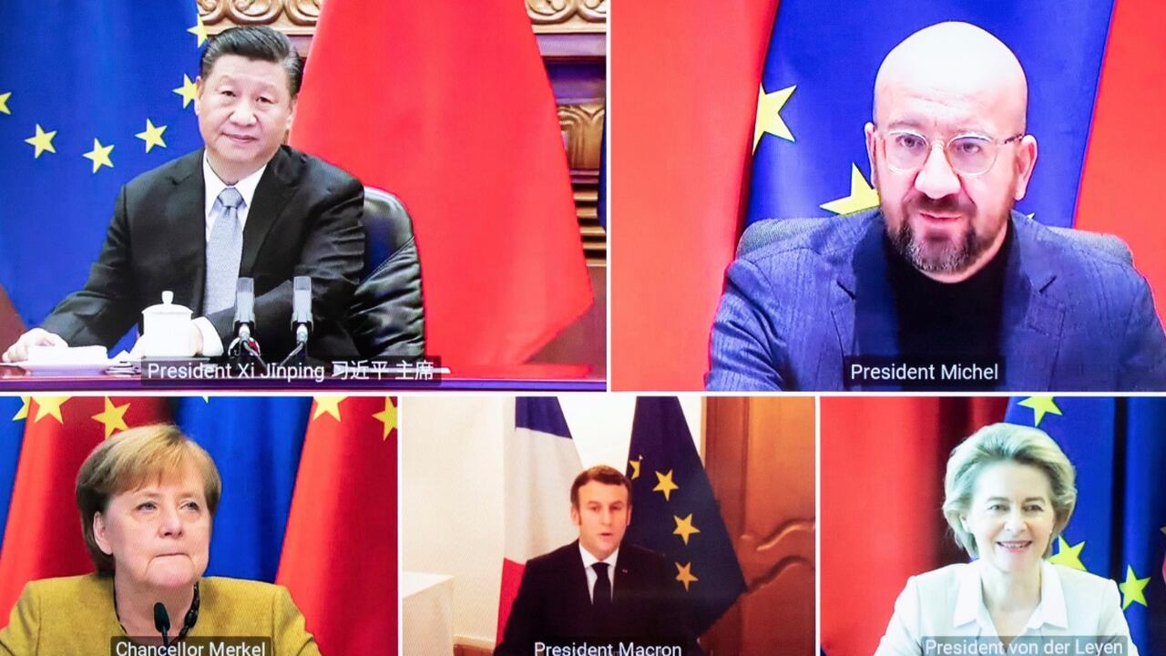 Los líderes que firmaron el acuerdo comercial entre China y la Unión Europea