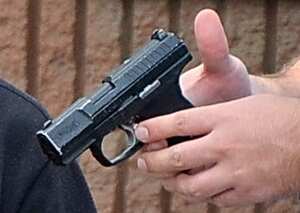 Con varios disparos en diferentes partes del cuerpo, esta persona falleció en el lugar de los hechos.