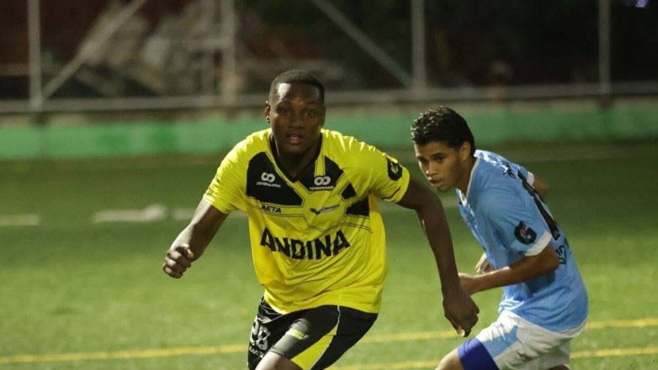 Fabio Andrés Palacios Romaña, futbolista aficionado muerto en Brasil.