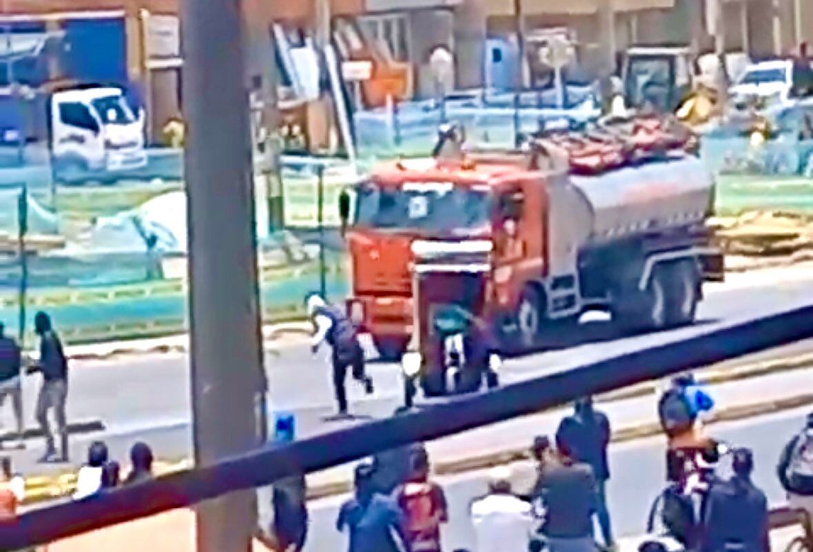 Hasta el momento se ha logrado la captura de dos personas.