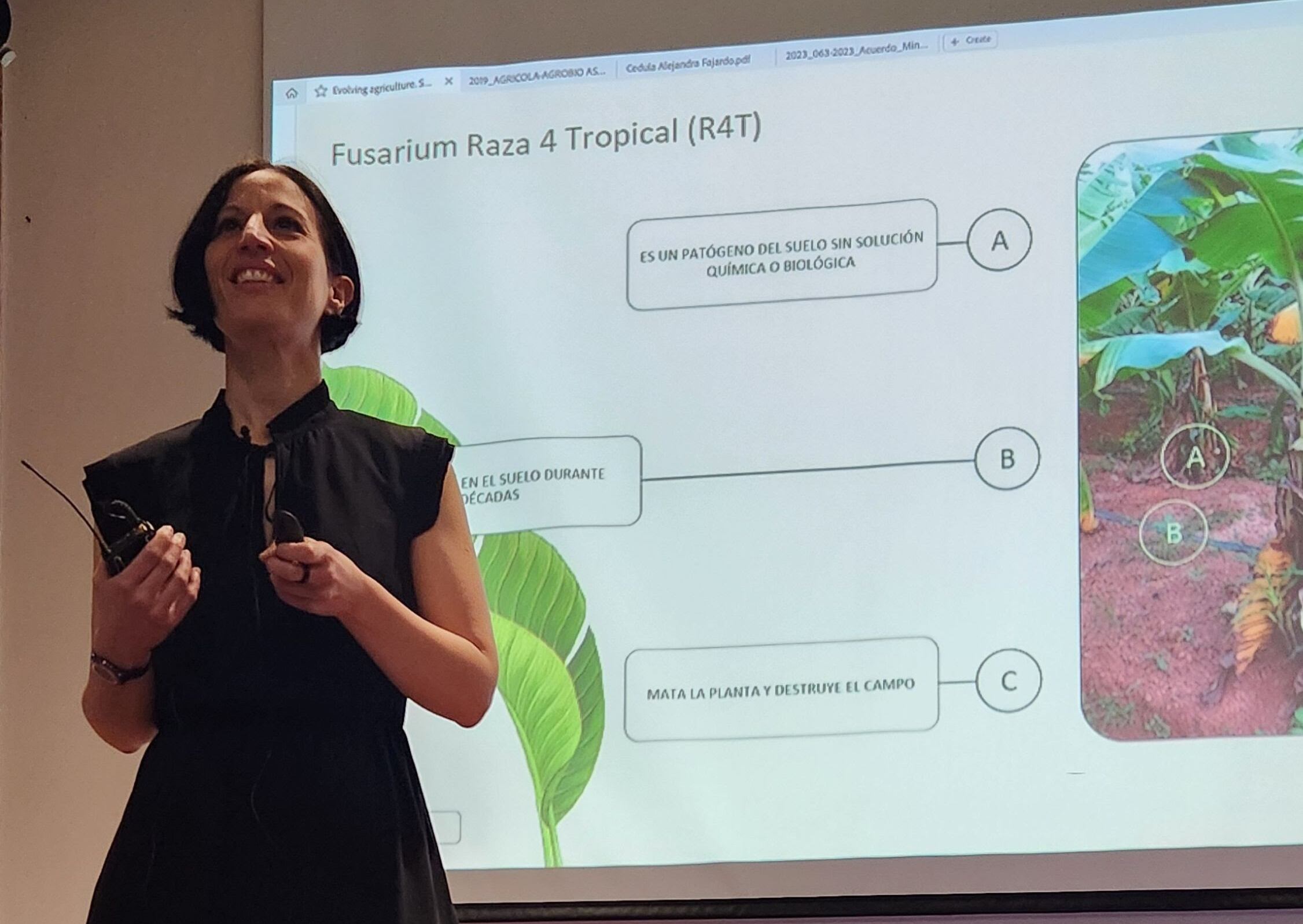 A través de Marina Pais, directora de regulación de Tropic Biosciences, los asistentes conocieron los esfuerzos de la compañía para ayudar en el cultivo de banano.