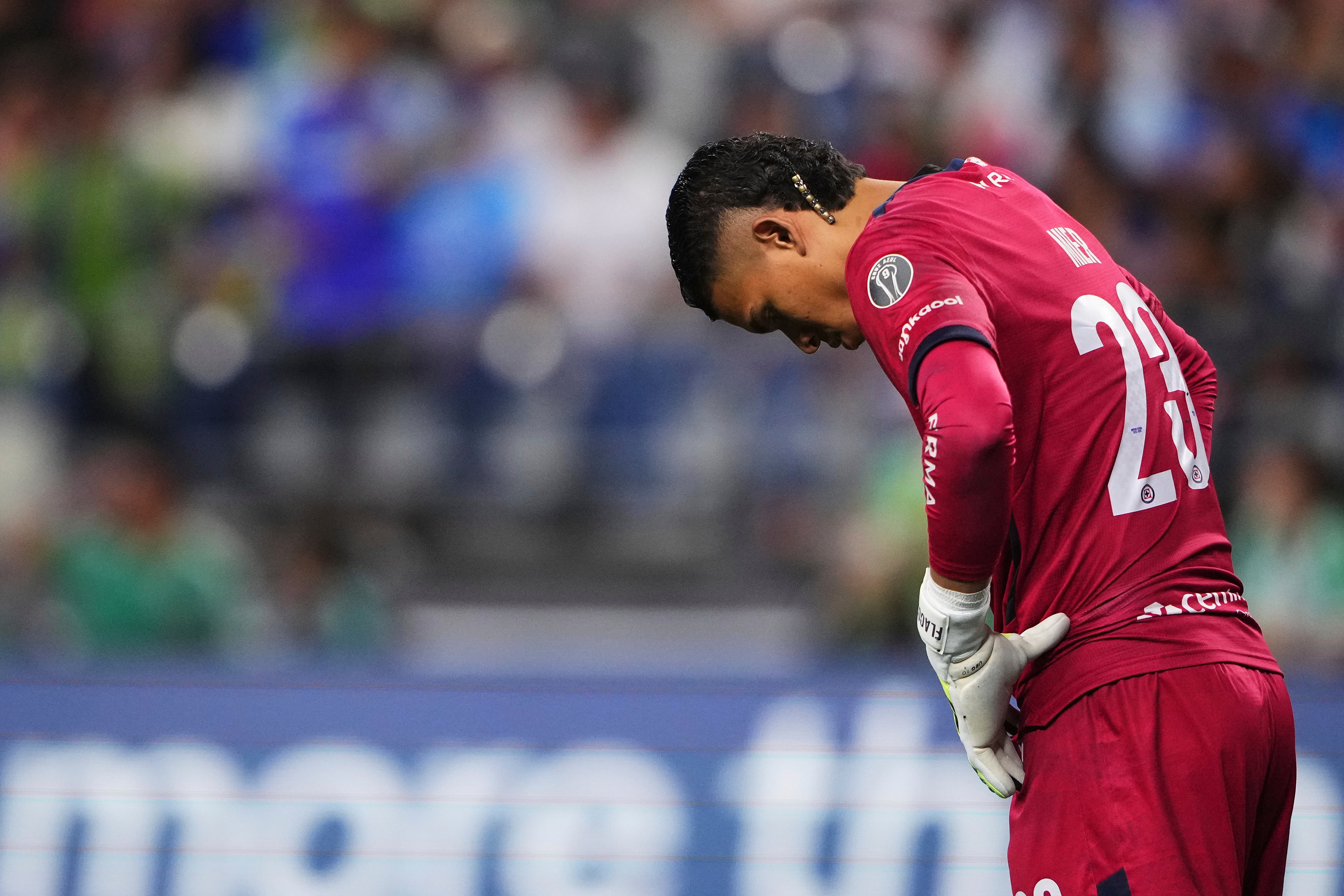 Cruz Azul goalkeeper Kevin Mier looks down after a goal by Seattle Sounders forward Osaze De Rosario during the second half of a Leagues Cup soccer match Thursday, July 31, 2025, in Seattle. (AP Photo/Lindsey Wasson)
