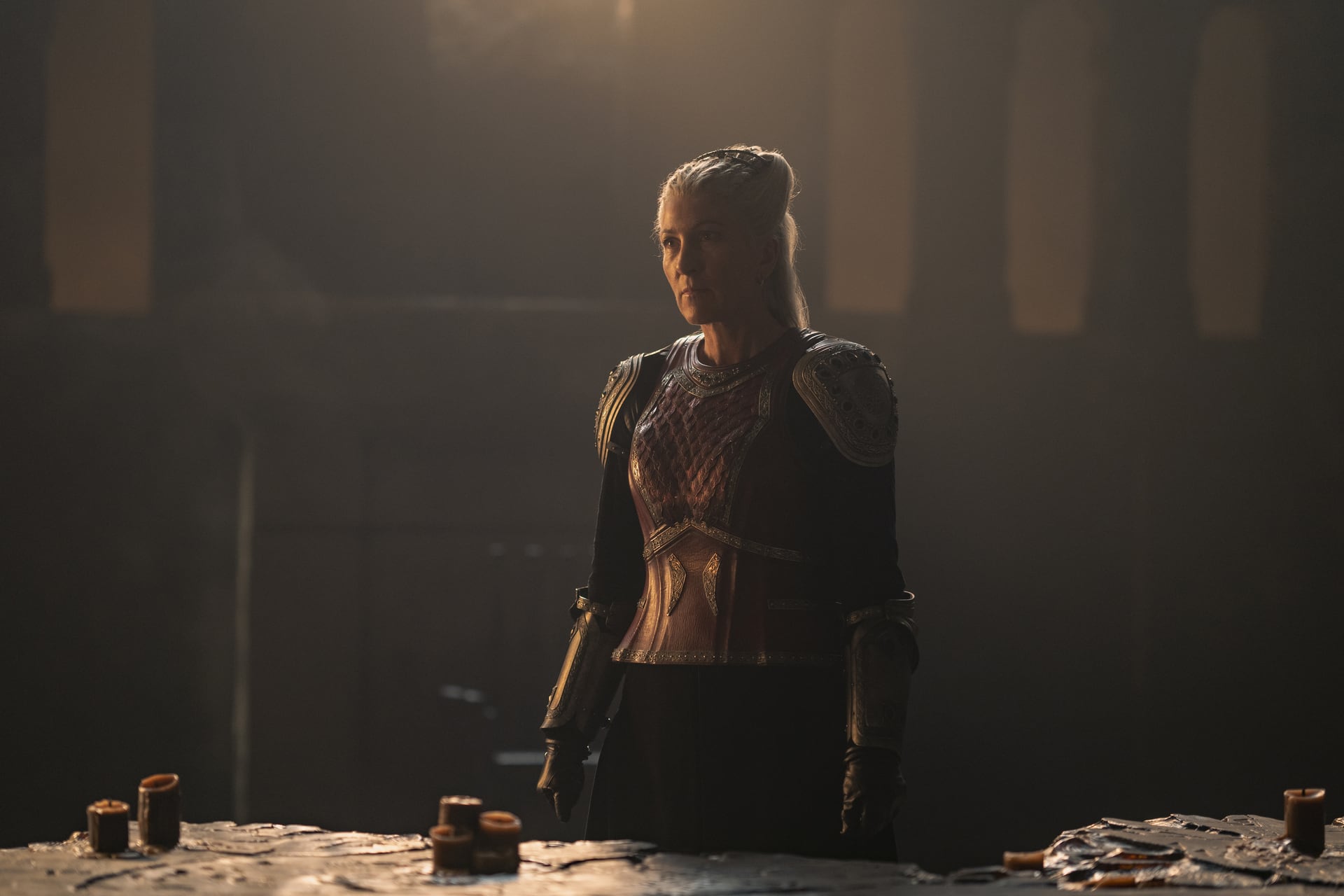 Eve Best como Rhaenys Targaryen. HBO