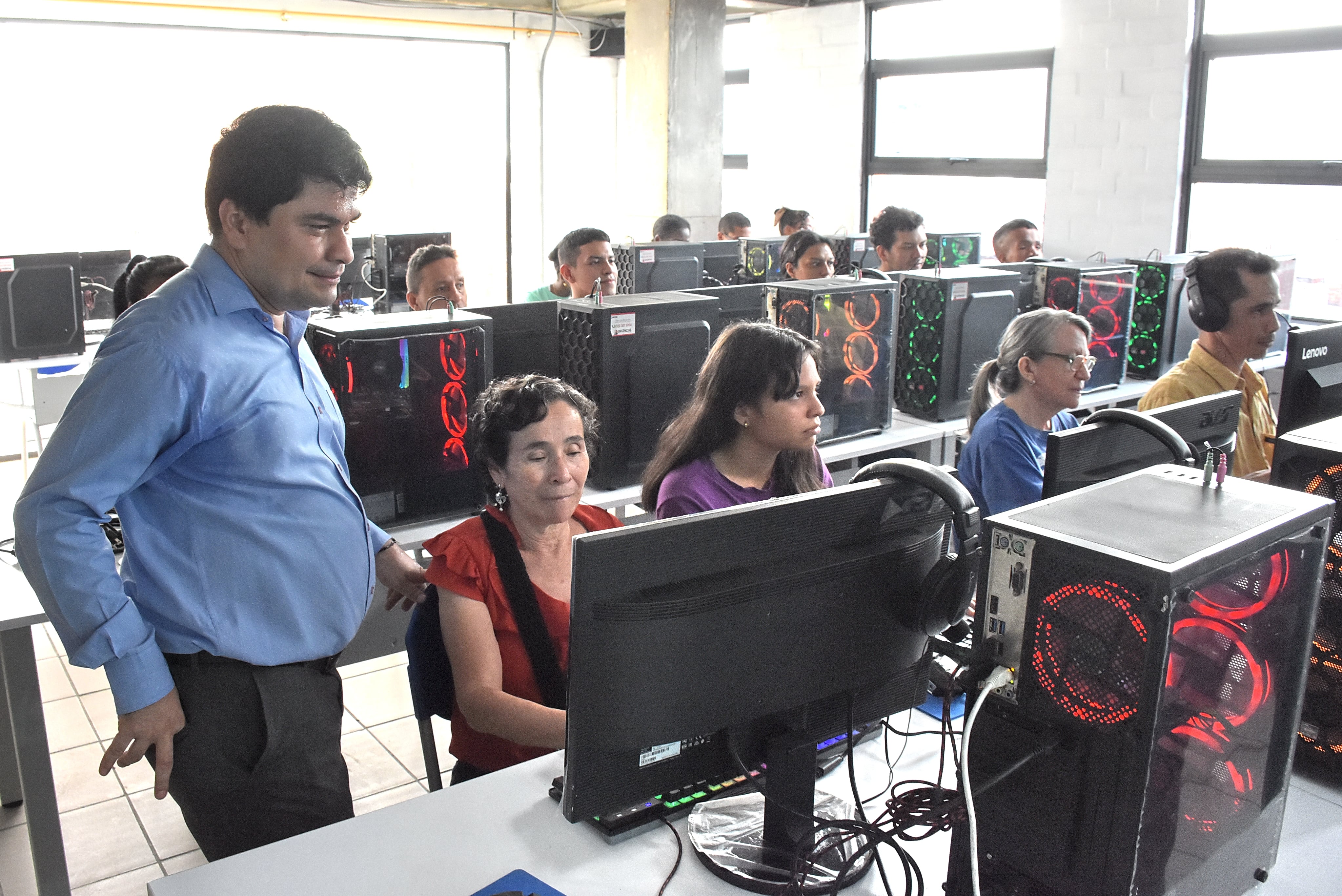 Inauguración Universidad Jeison Aristizábal para personas con Discapacidad.