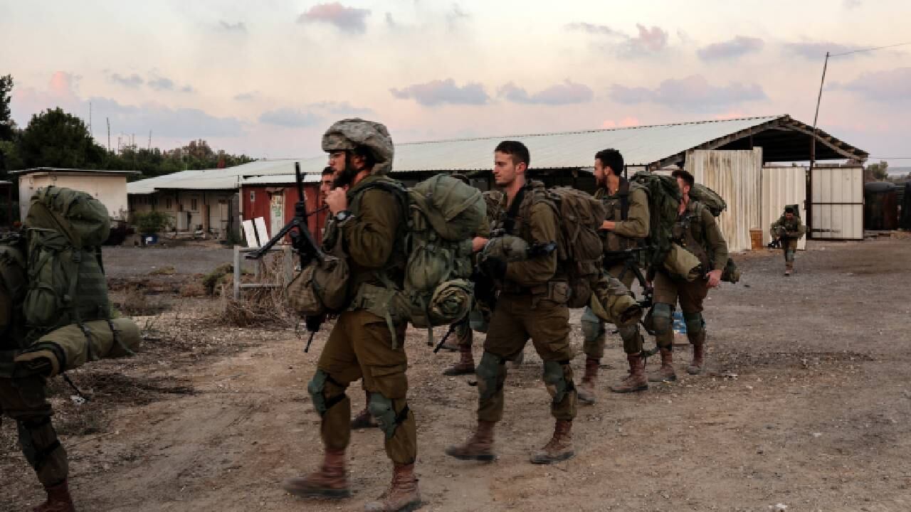 Panorama tras una infiltración masiva de Hamás desde la Franja de Gaza.