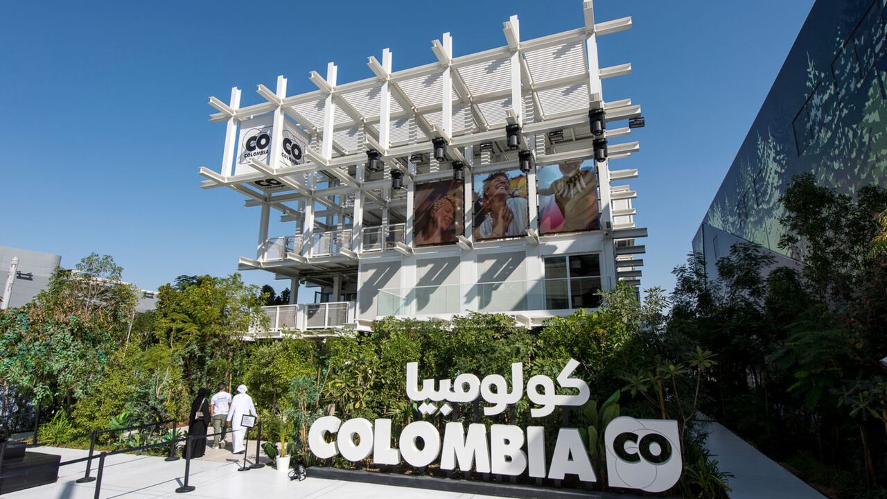 En el marco de Expo Dubái, la capital se reunió con más de medio centenar de inversionistas, empresas internacionales y entes gubernamentales.