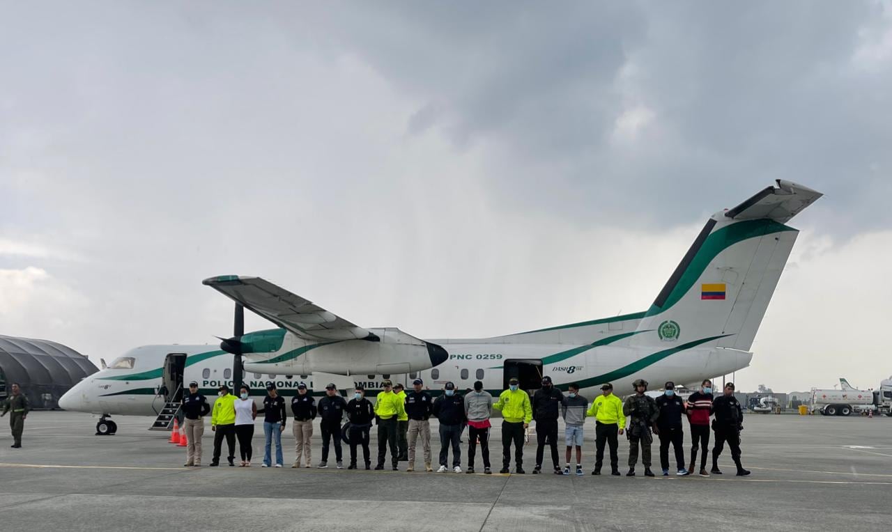 así fue el traslado a Bogotá, de los confesos asesinos del fiscal Marcelo Pecci