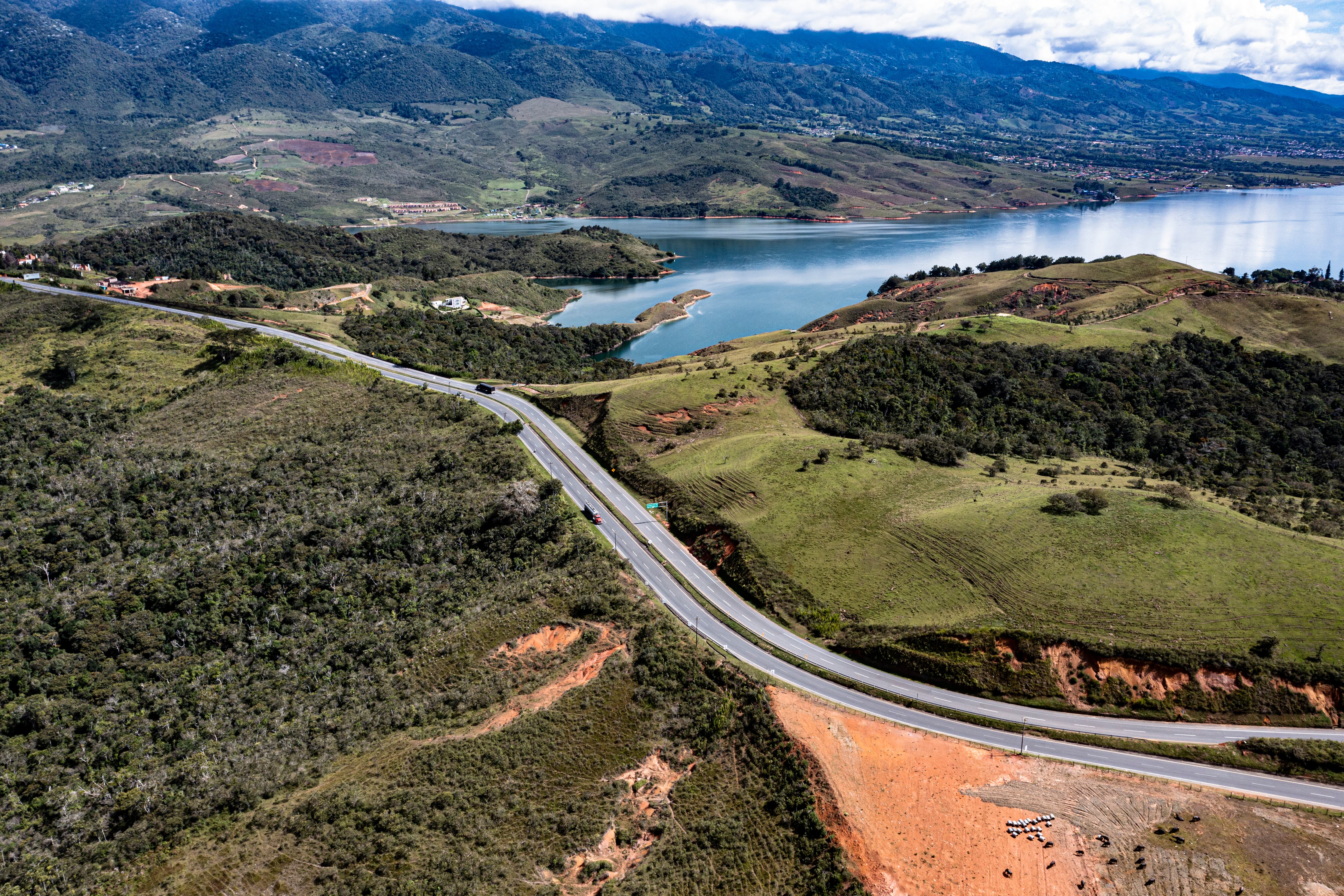 6 proyectos con los que Sacyr está impulsando la infraestructura en Colombia.