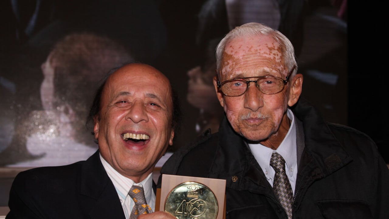 Alfonso Lizarazo junto al famoso cuenta chistes, el 'flaco Agudelo'.