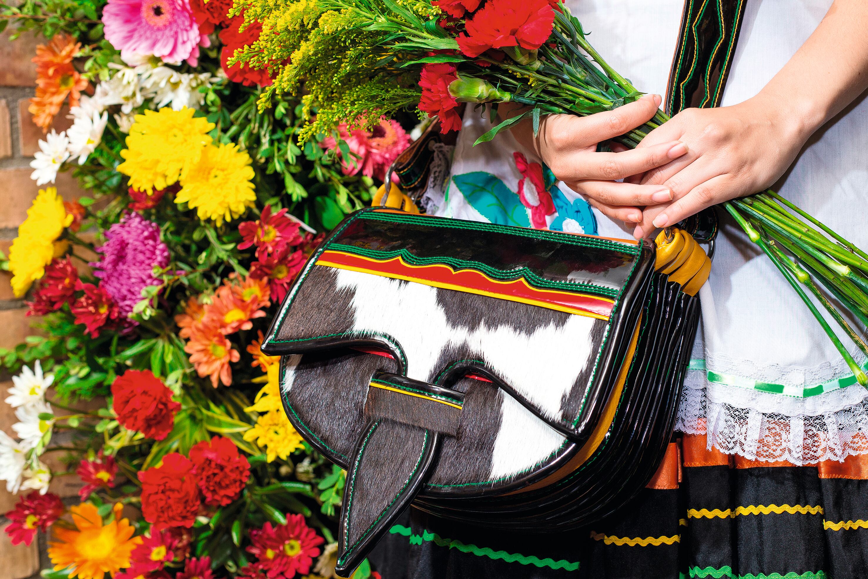 Municipios como Jardín, Urrao, Jericó y Támesis se destacan por sus tradiciones, arquitectura y belleza.