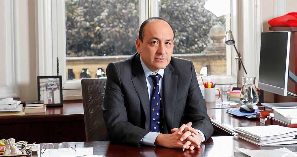  Vladimir Fernández es el jefe jurídico de la Presidencia de la República. En los próximos días le presentará su carta de renuncia al presidente Gustavo Petro. 