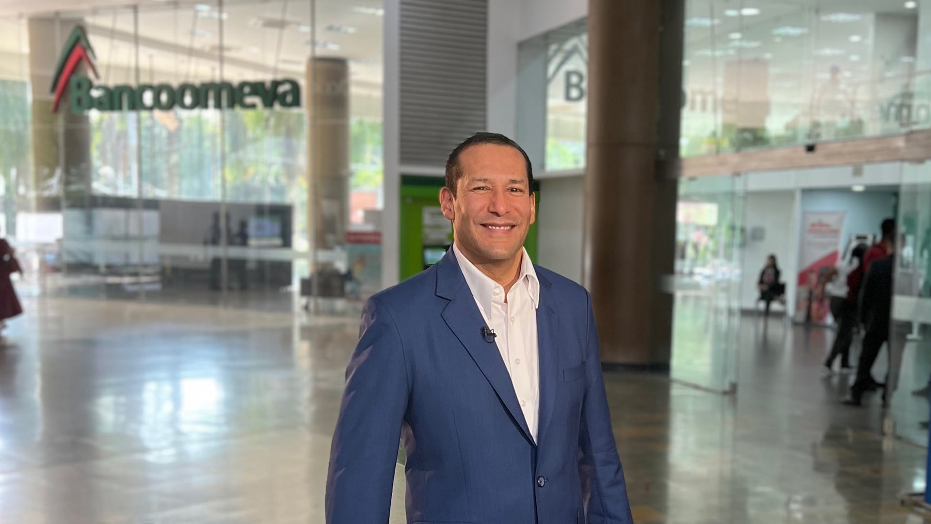 Nunca es tarde para convertir el ahorro en un hábito. Estos productos de Bancoomeva lo ayudarán a lograrlo