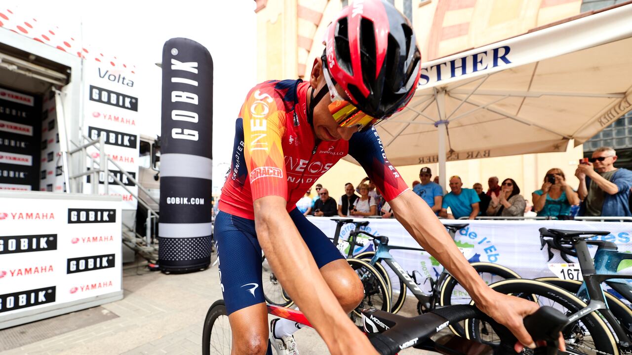 Egan Bernal se ubica en la casilla 42 a más de 21 minutos del líder.