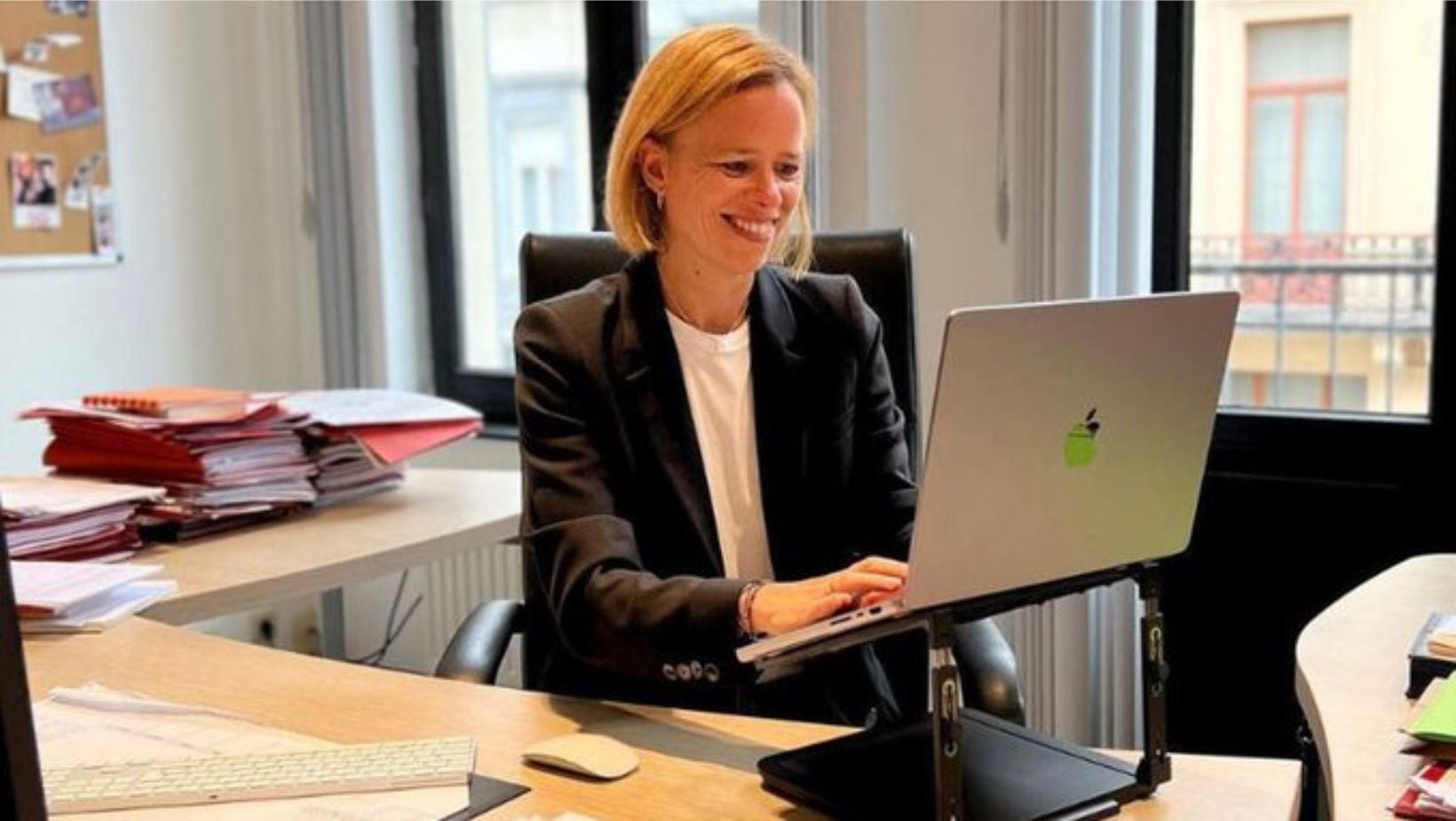 Caroline Désir, Ministra regional belga de Educación
Foto: X @NoticiasNavarra