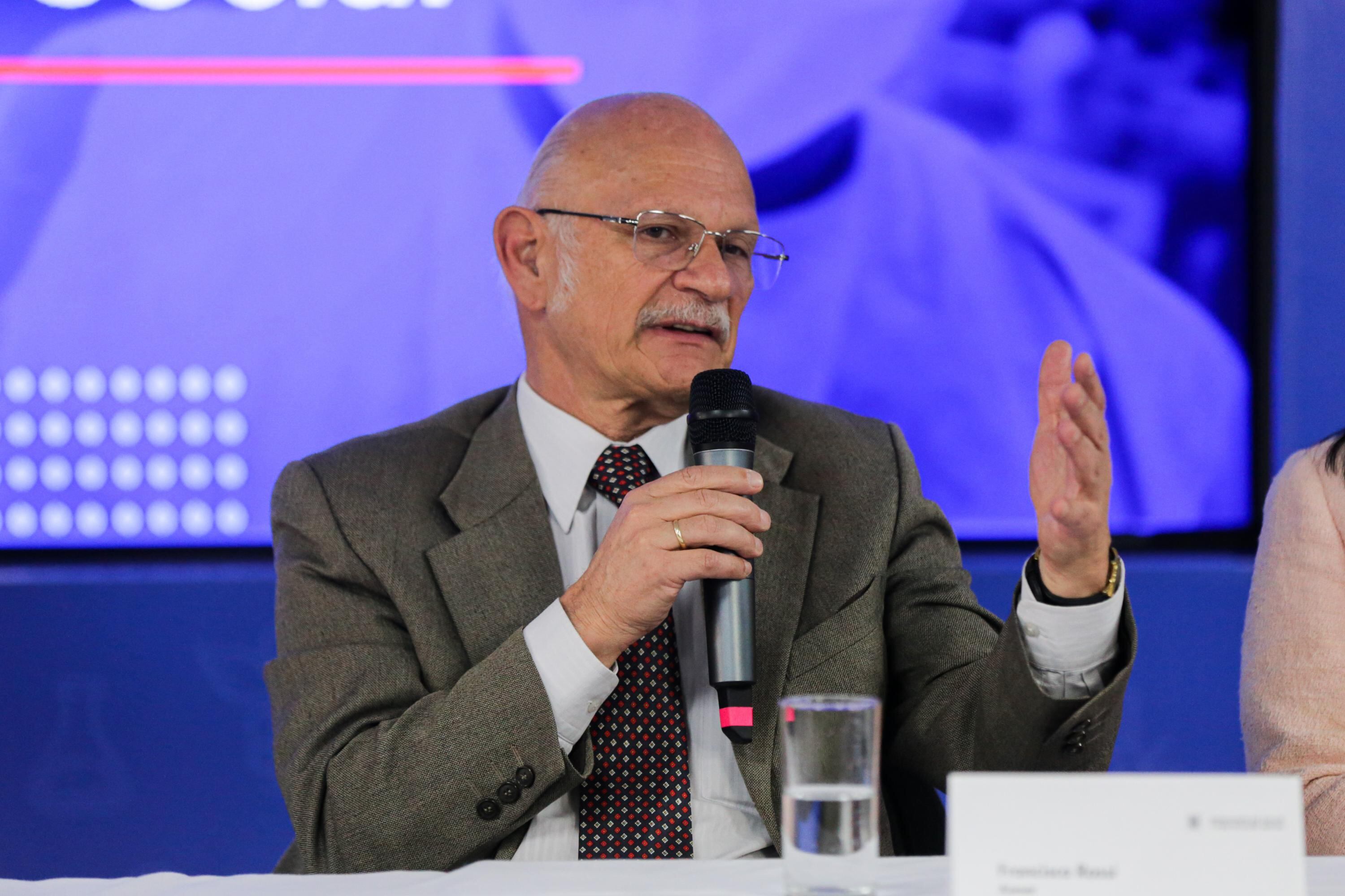 Francisco Rossi, director del Invima.