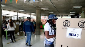 Bogotá. Octubre 26 de 2025. Avanzan las votaciones por la consulta para la eleccion del candidato presidencial del Pacto Histórico en la capital.
