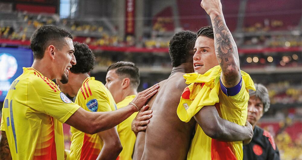  Colombia estrenará camiseta en el juego contra Chile. Será blanca con la franja amarilla, azul y rojo, y el escudo.