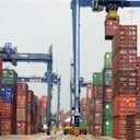 Las ventas de productos tradicionales crecieron 34,2%, al pasar de US$1.414,6 millones a US$1.899 millones entre un año y otro. Según el Dane, este repunte obedeció fundamentalmente al aumento del 138,7% en las ventas de petróleo y sus derivados.