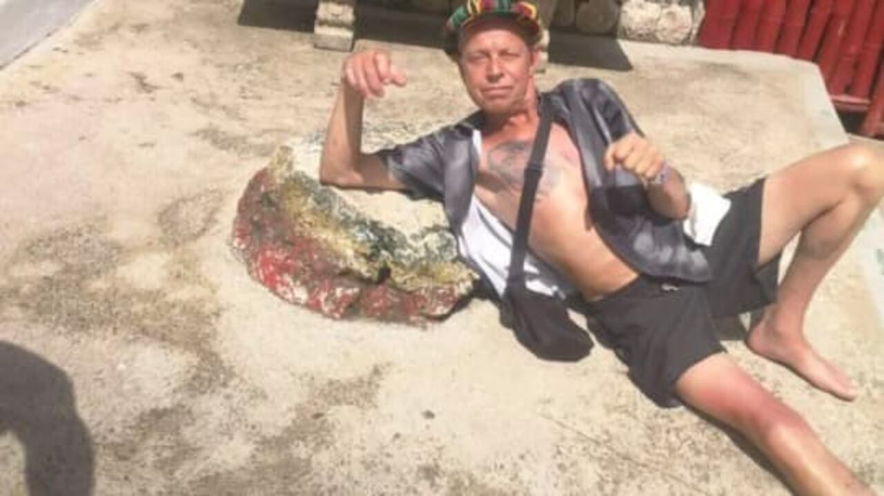 El hombre de 53 años se encontraba de vacaciones con su familia en Jamaica.