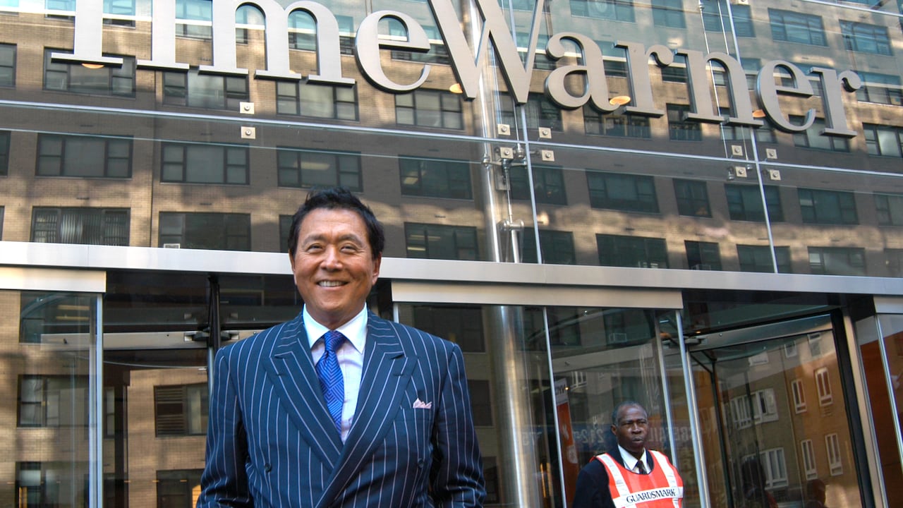 El escritor habló sobre la importancia del endeudamiento y las finanzas, pues se refirió a lo que él denomina como “deuda positiva” y “deuda negativa”.