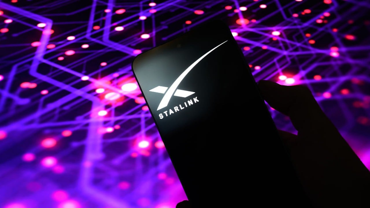 Starlink anuncia qué celulares ya son compatibles con su internet satelital.
