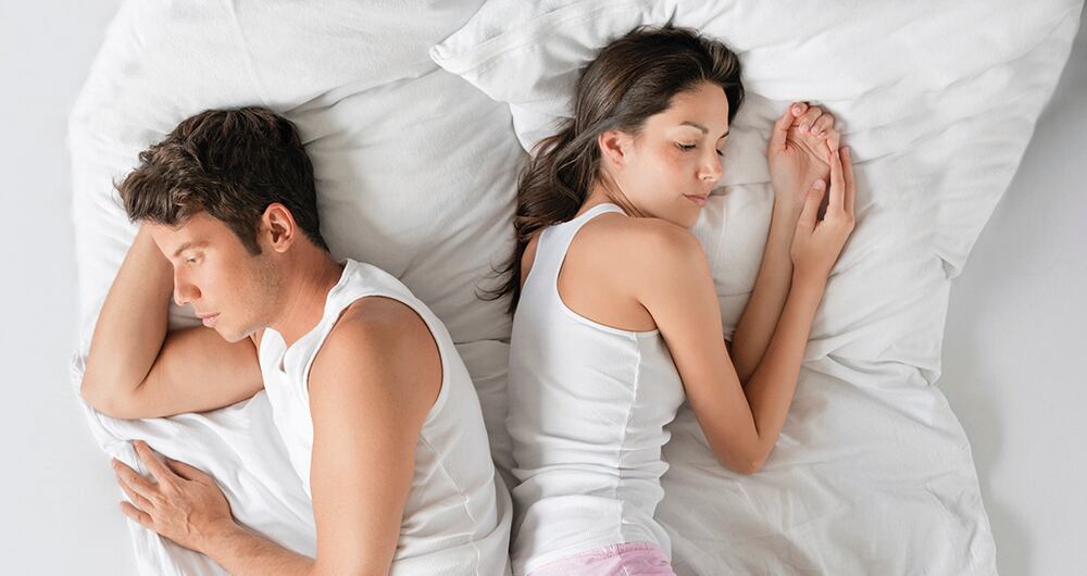 La hipersexualidad puede afectar la relación de pareja, pues aumenta el riesgo de infidelidad.