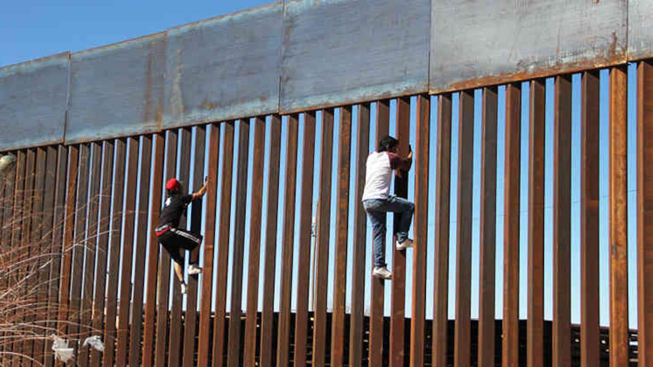 Biden decretaría regresar a la OMS y suspender la construcción del muro en frontera con México