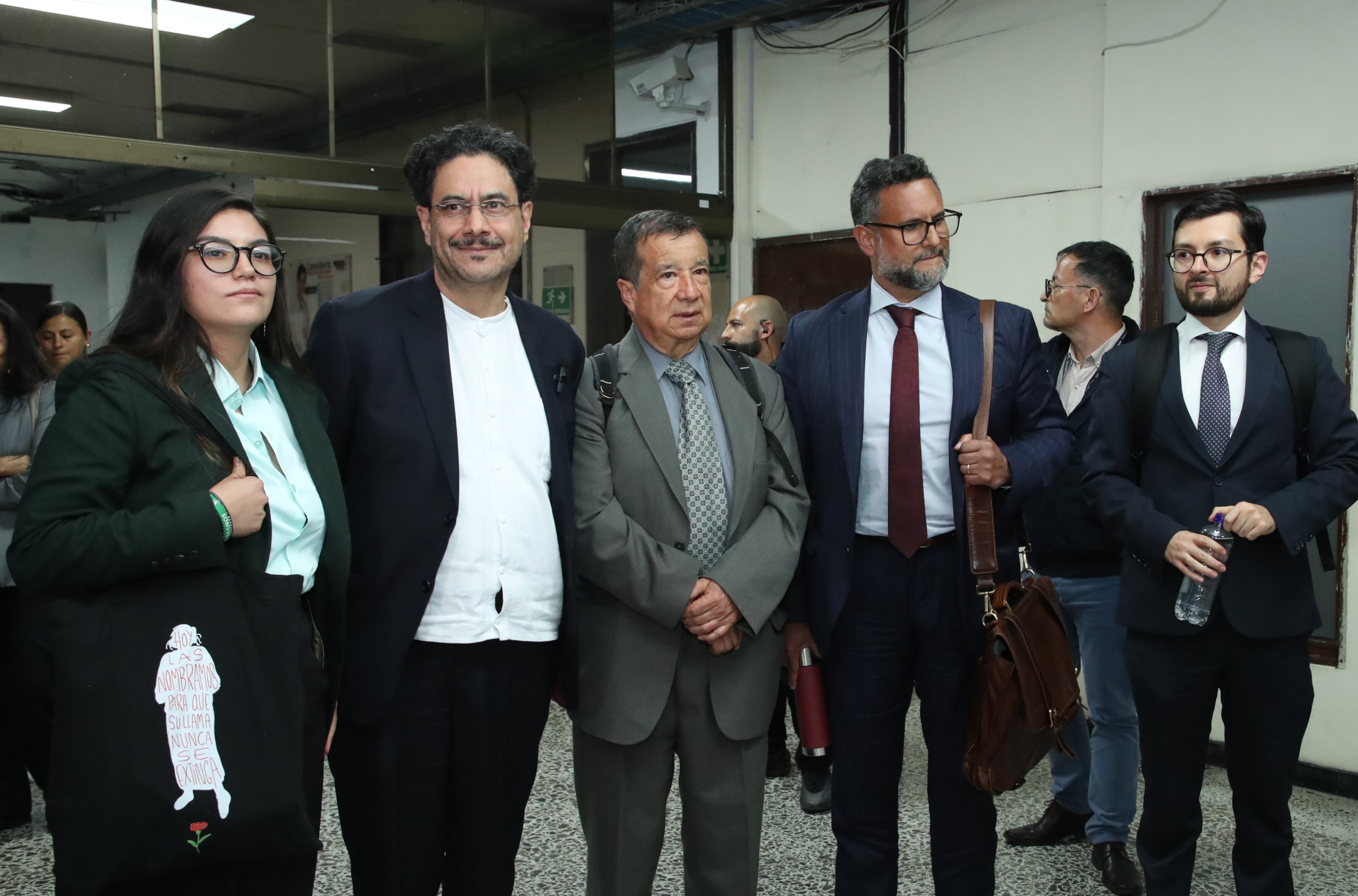 Iván Cepeda. Salida Juicio Álvaro Uribe Bogotá 28 jul