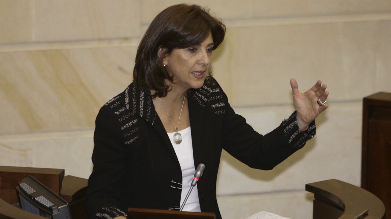 María Ángela Holguín