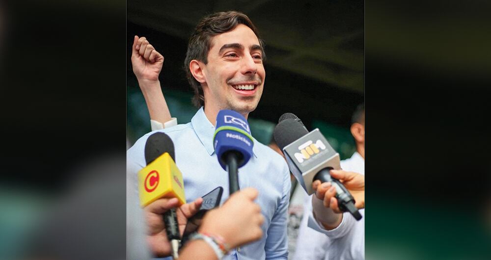 Juan Carlos Upegui sacó una muy tímida votación en Medellín, donde Fico barrió.