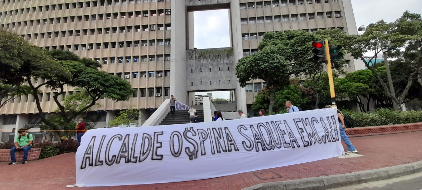 Tensión en Emcali: sigue rifirrafe entre la gerencia y el sindicato, “que respondan los elegidos a dedo por el alcalde”.