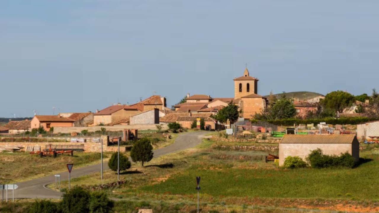 El municipio en España que ofrece vivienda gratuita para repoblar el pueblo.