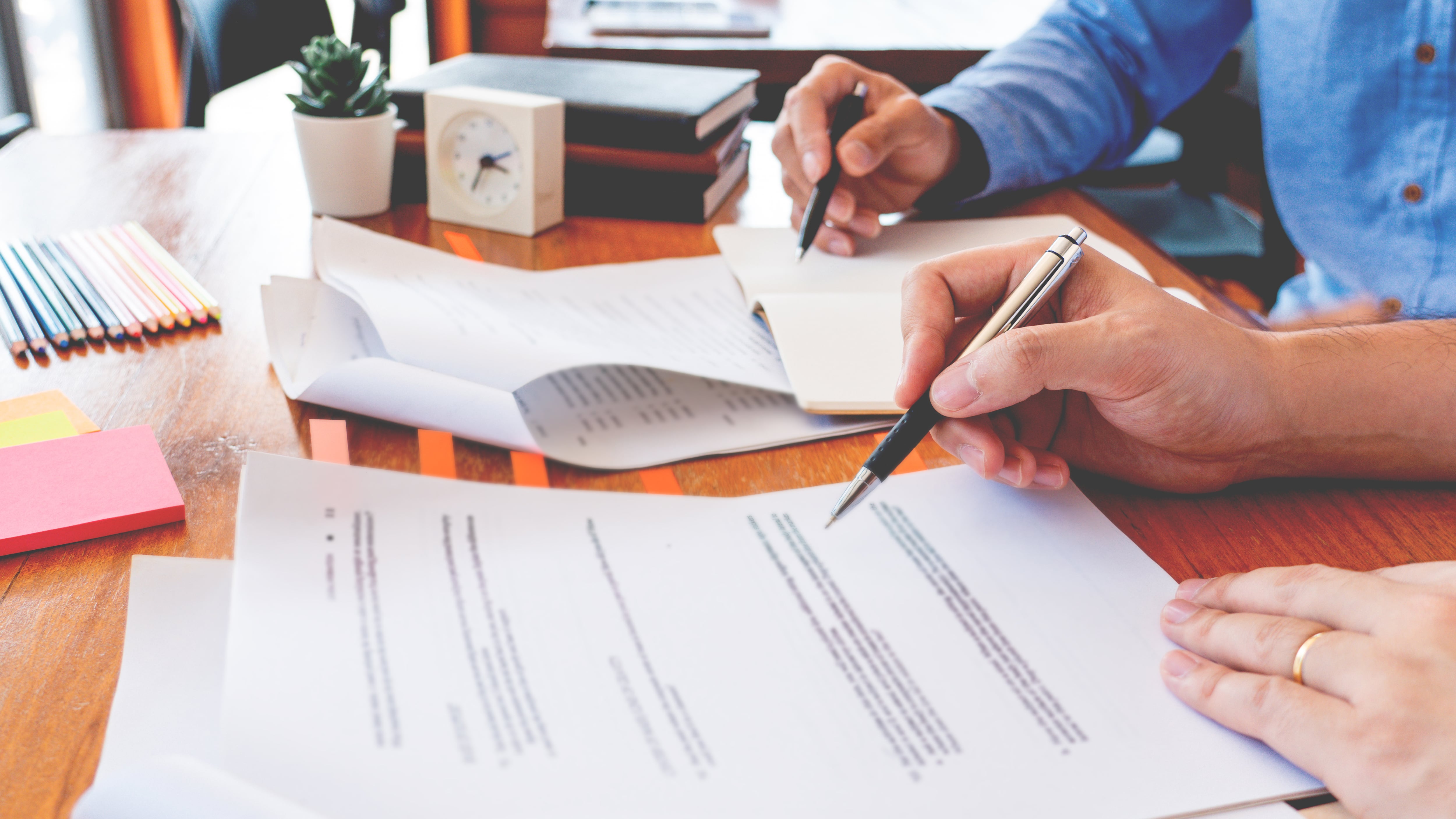 La ley de garantías en Colombia obliga a que las administraciones agilicen la contratación para que las obras no se detengan.