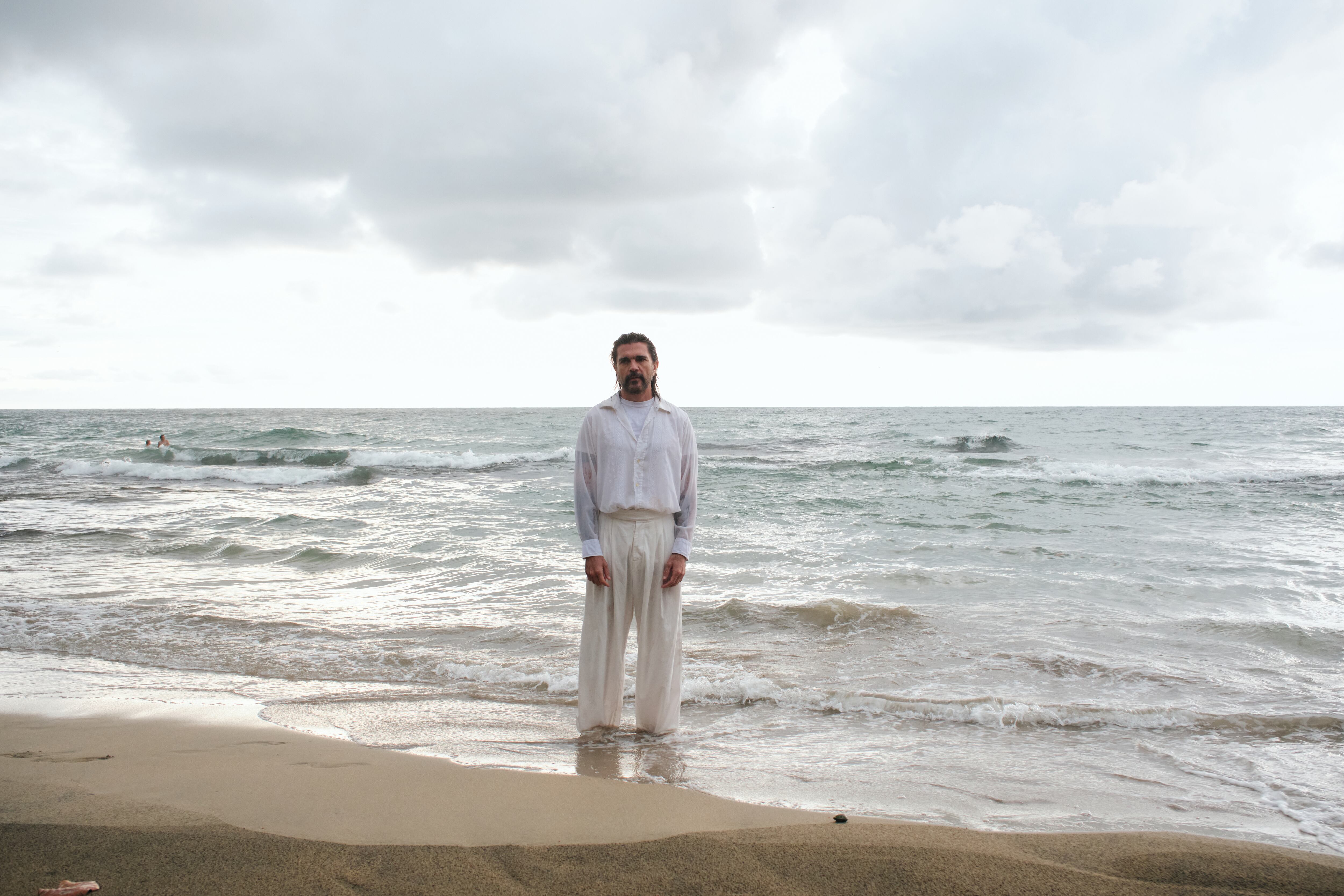 Juanes estrenó su duodécimo álbum 'JuanEsteban' este 6 de marzo de 2026