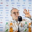 Marcelo Bielsa, DT de Uruguay.
