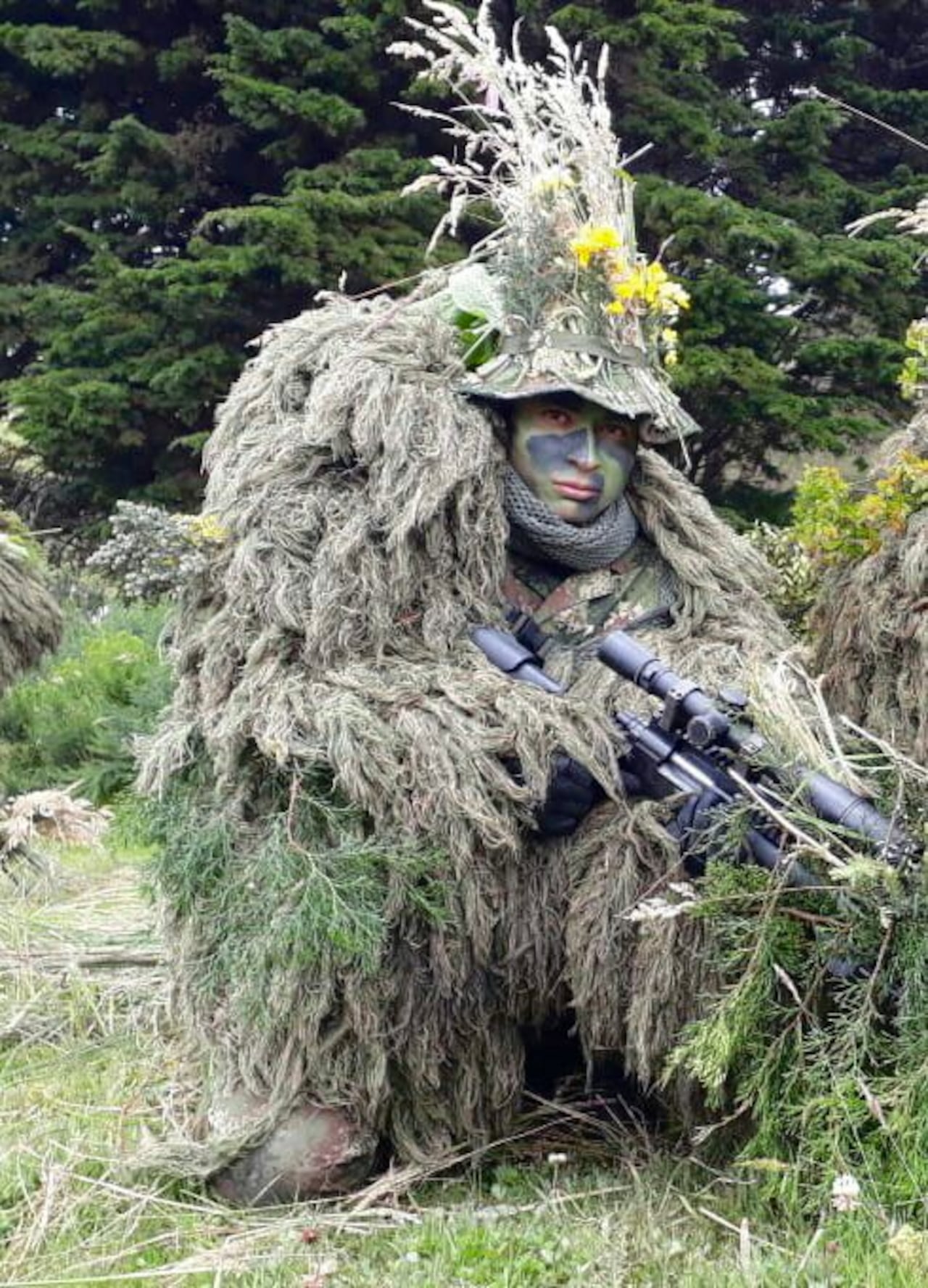 Soldado José Navarro dibuja en las selvas de Colombia