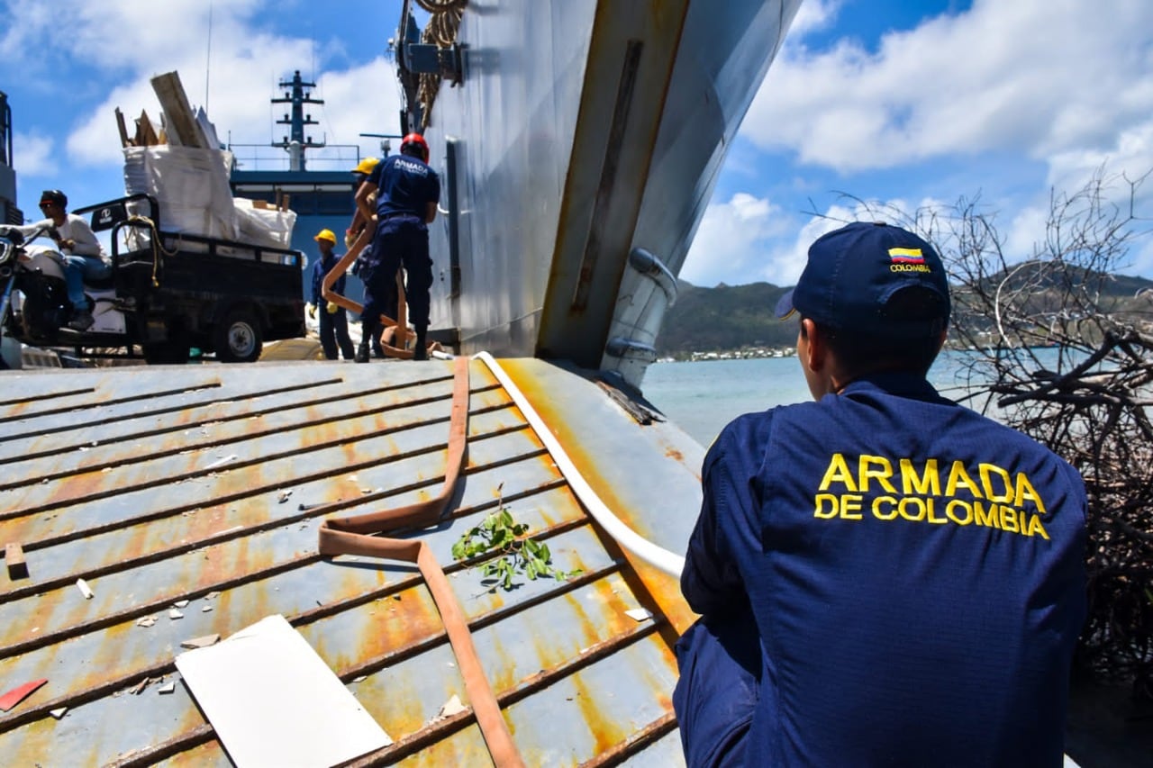 La Armada Nacional, ha extraído más de 62 toneladas de basura y escombros generados en Santa Catalina