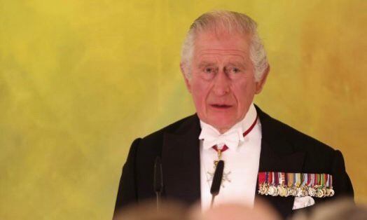 Rey Carlos III de Inglaterra