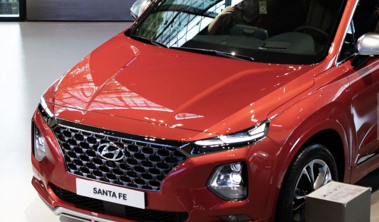 Este modelo de la Hyundai Santa Fe está entre los llamados para ser retirada y arreglar su problema