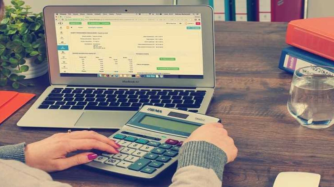 Se estima que el monto de la estafa esta sobre los $68.000 millones, es decir que se aludió el pago de tributos por $25.000 millones.