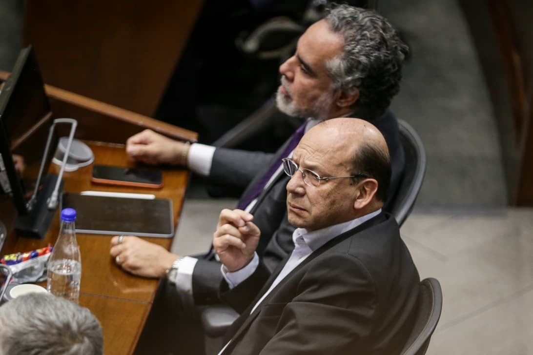 Ministros Armando Benedetti y Germán Ávila