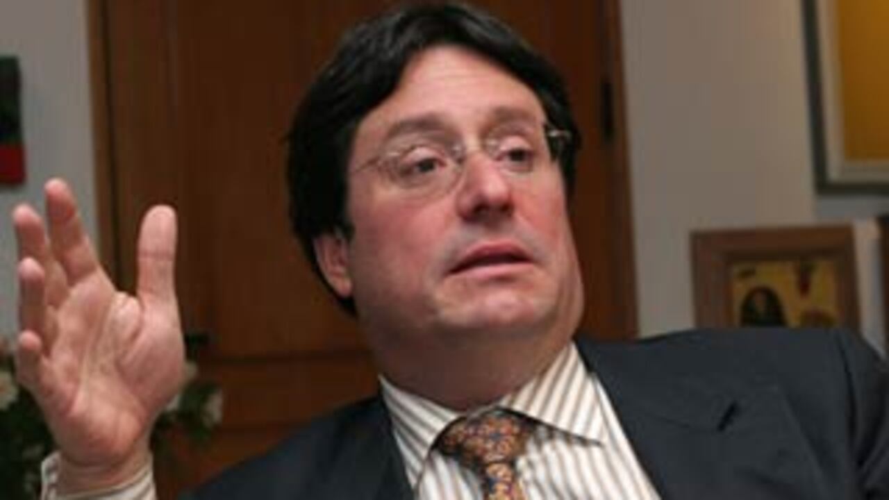 El vicepresidente Franciso Santos reconoció que sus afirmaciones contra Carlos Gaviria fueron equivocadas.