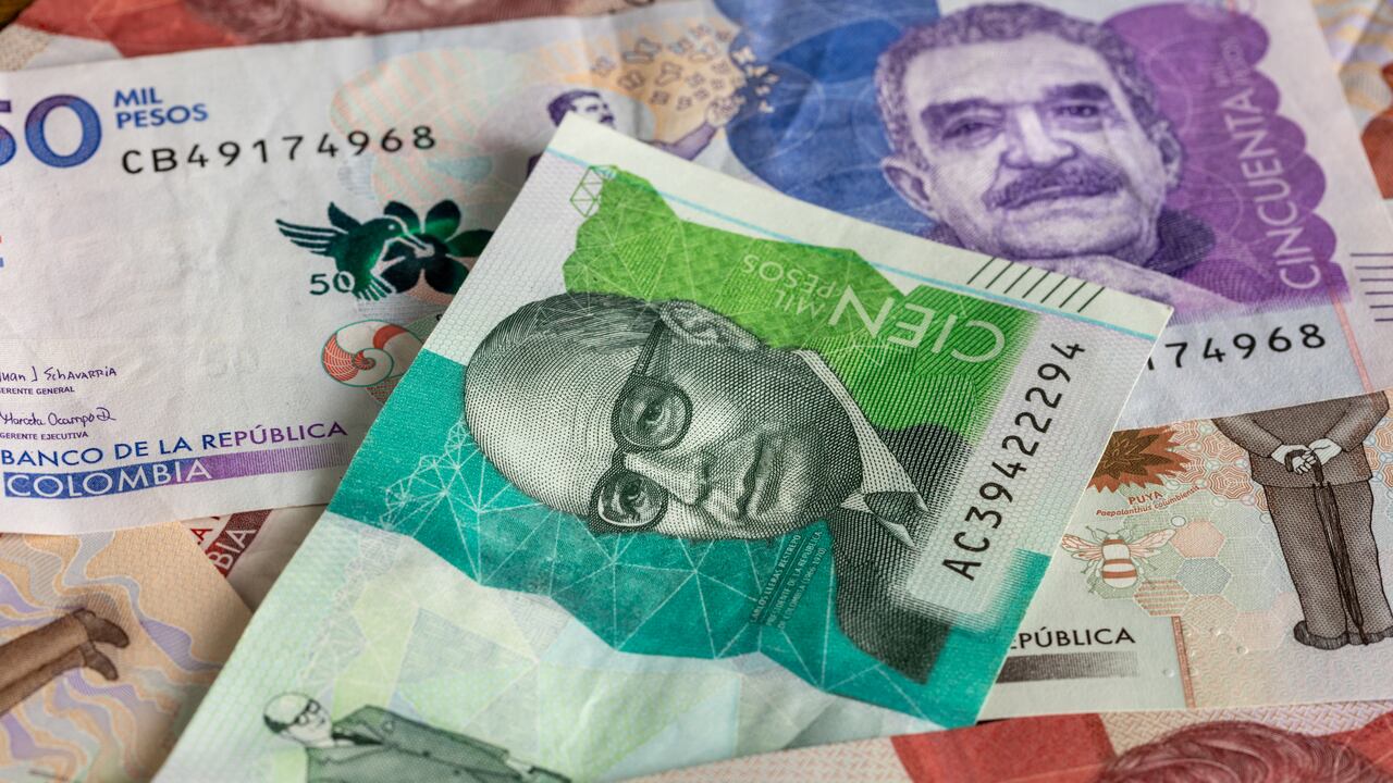 Entrega de subsidios para damnificados por el invierno.