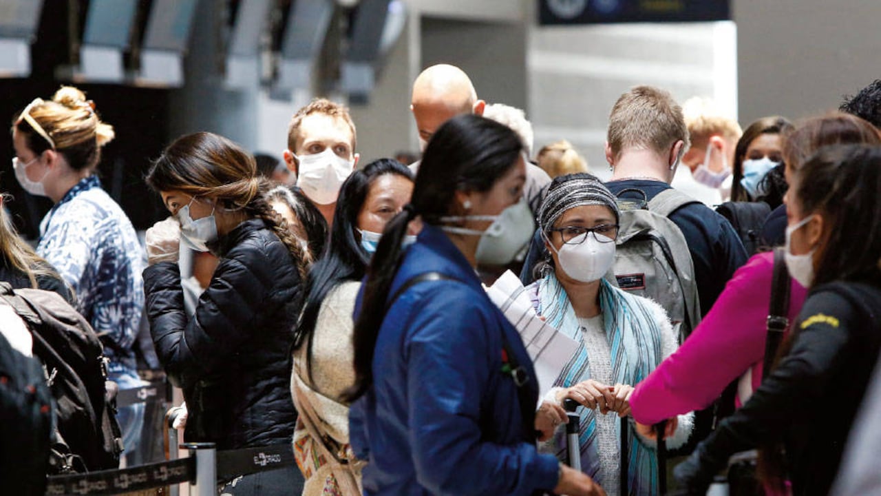 Profesores de la Universidad Nacional plantean que para prevenir una recesión más fuerte es clave aumentar el gasto en salud, apoyar a la población más vulnerable que queda sin ingresos y garantizar que las personas no pierdan su empleo durante la cuarentena.