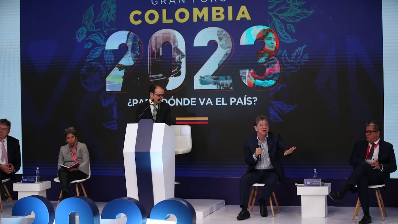 Los panelistas coincidieron en que el sector privado será de vital importancia para la nación.