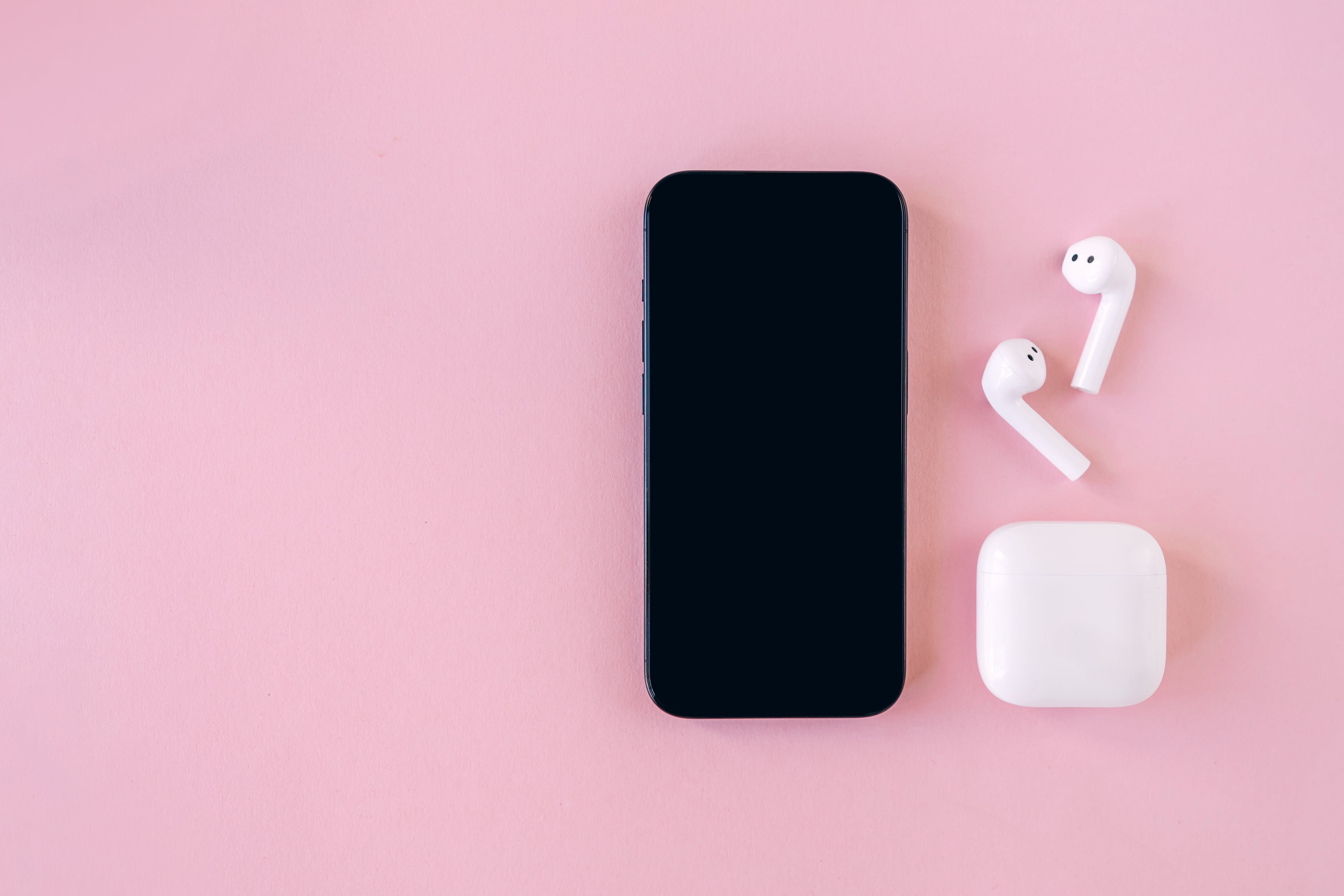 Se debe hacer una limpieza regular para prolongar la vida útil de los AirPods.