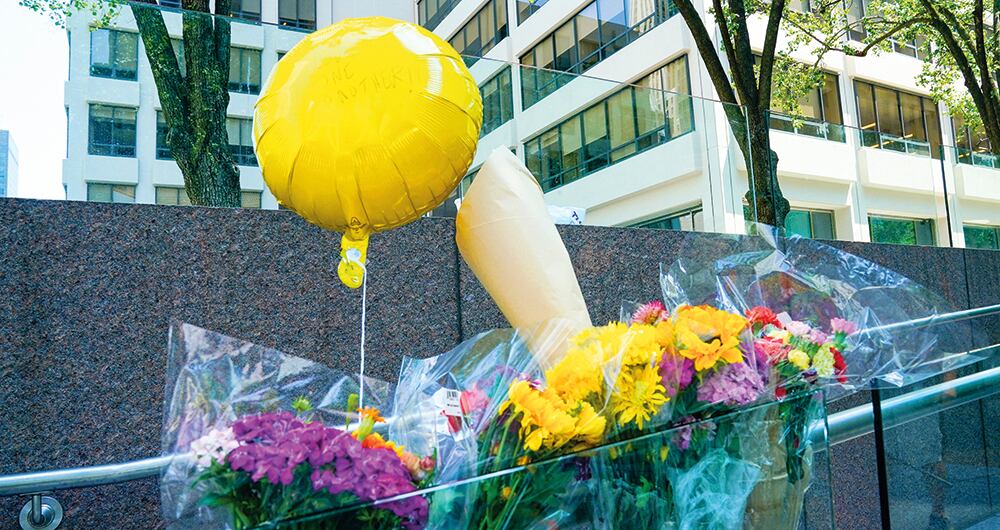 Un hombre de 27 años de Las Vegas, irrumpió en el edificio y mató a cuatro personas 