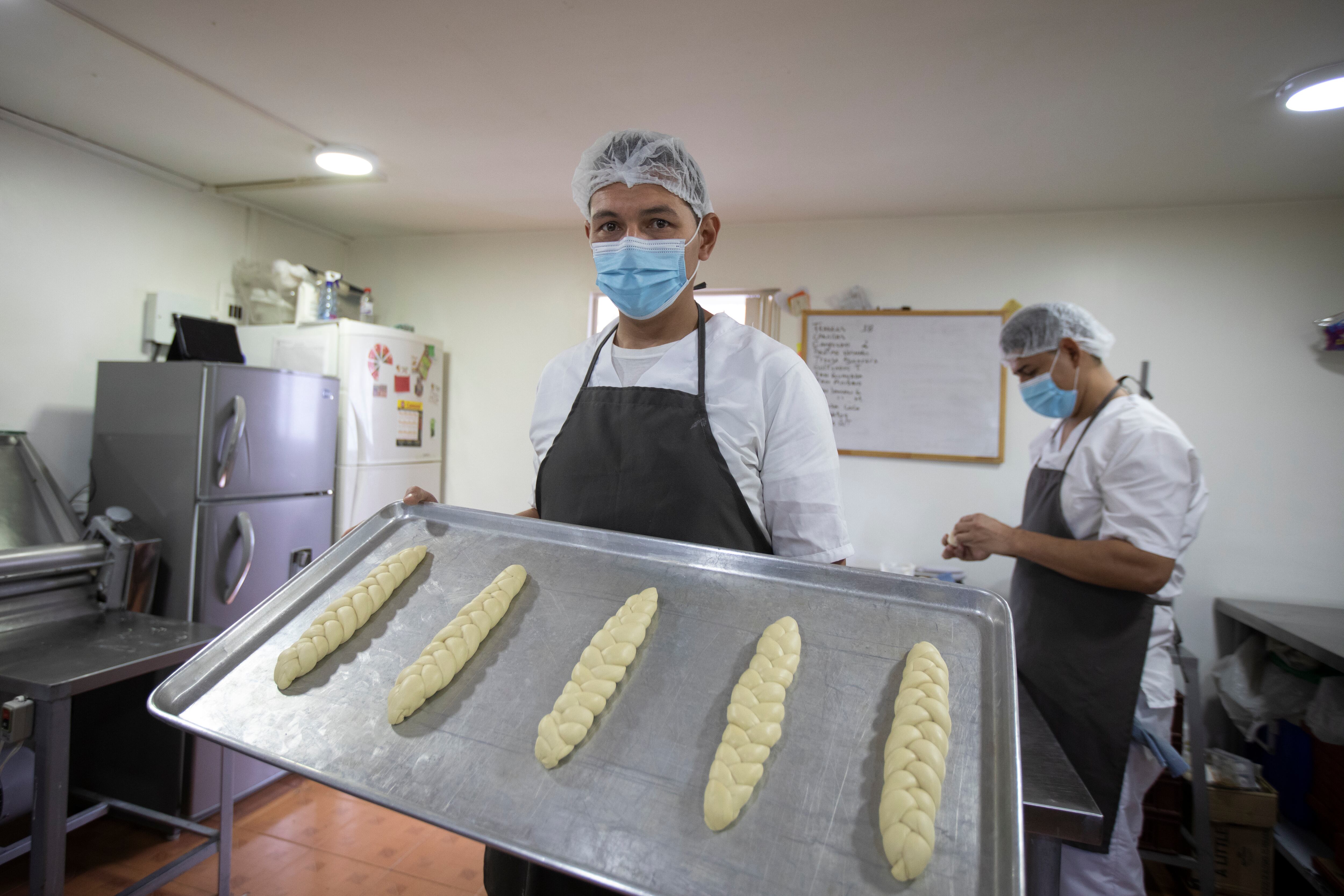 La panadería artesanal DG Artisan fue creada por la migrante venezolana Liliana Fernández, en Bogotá.